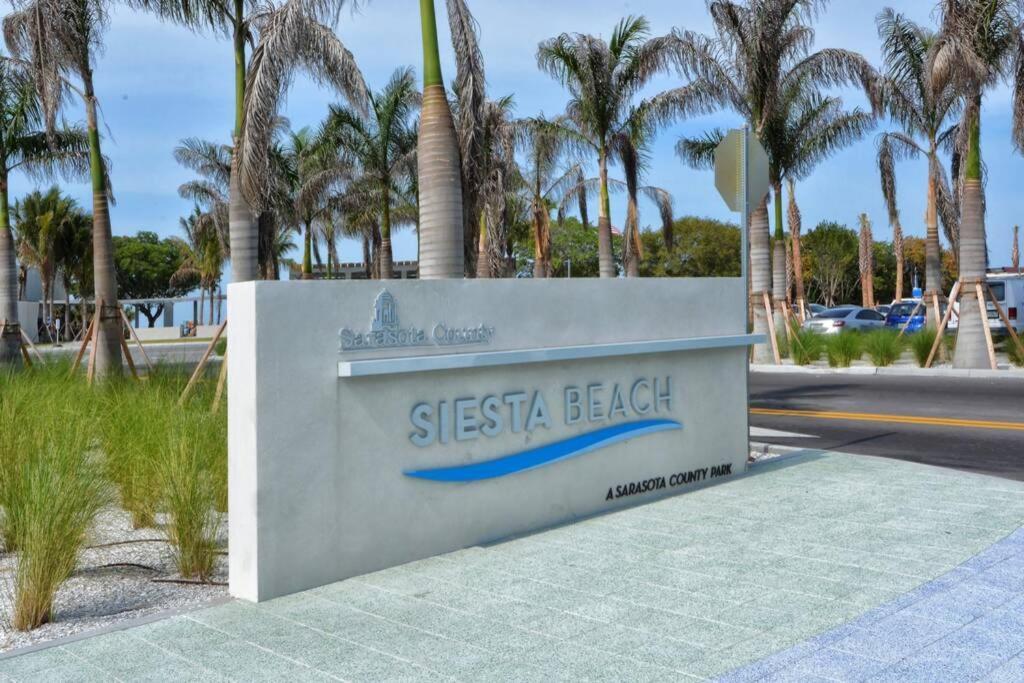 Siesta Key Village-Suite #4: A Block To The Beach! Sarasota Zewnętrze zdjęcie